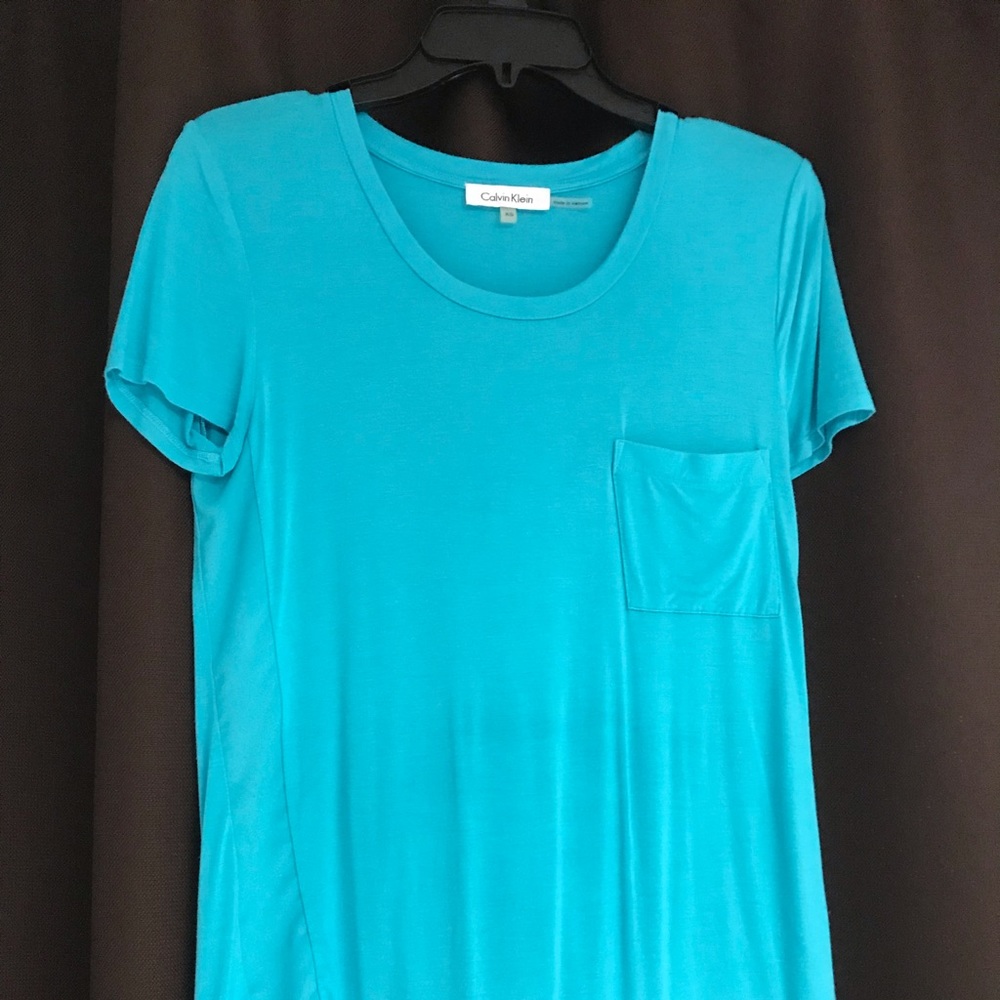 Light blue t-shirt